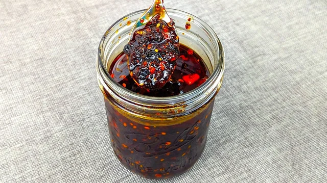 Aceites aromatizados caseros: Chili, Sichuan y aromáticos para realzar tus platos
