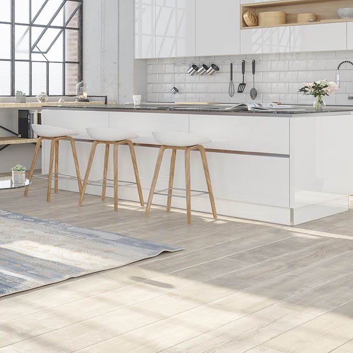 suelo vinilico en cocina de color clar