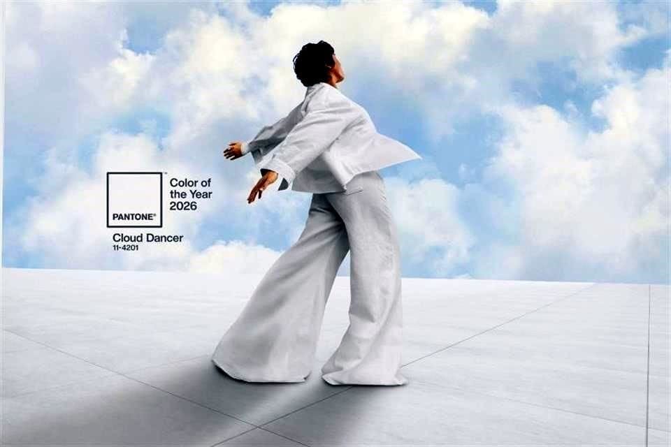 Pantone Cloud Dancer