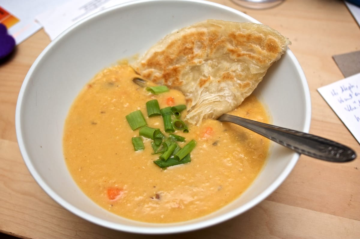 Sopa de zanahoria y lentejas especiada