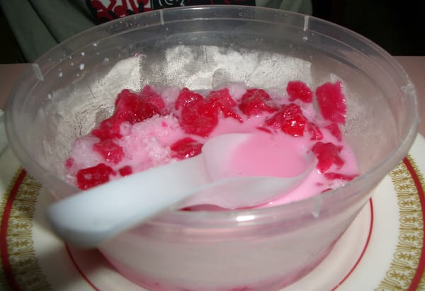 Tub Tim Krob postre tailandés