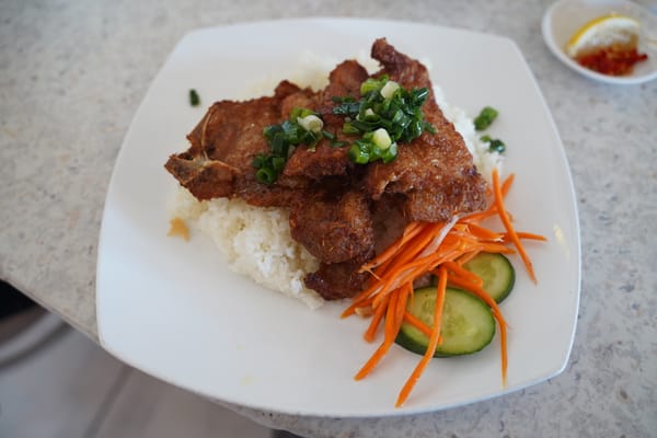 Sườn nướng, costillas de cerdo a la parrilla vietnamitas