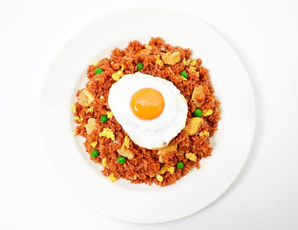 Nasi goreng, el arroz frito indonesio