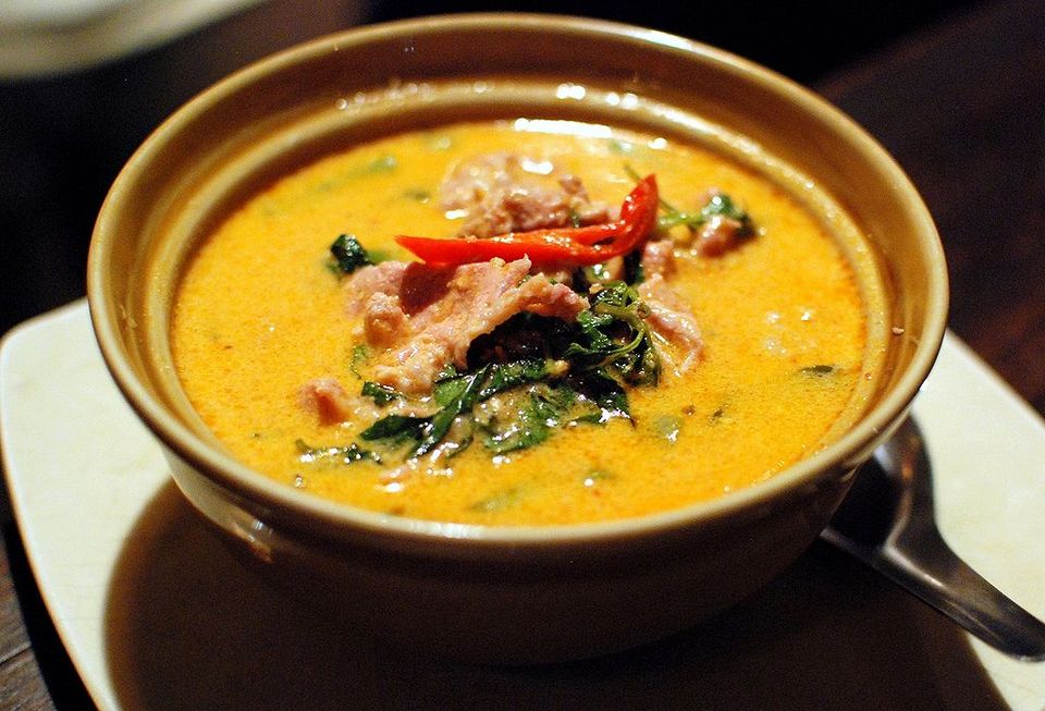 Kaeng Phet: curry rojo tailandés