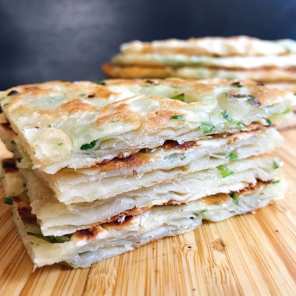 Tortitas de cebolleta al estilo chino