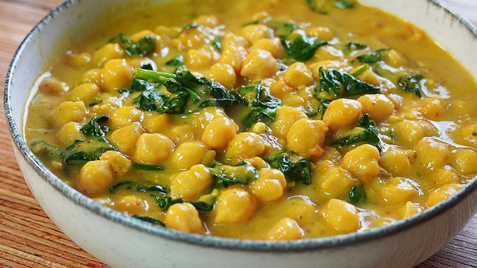 Garbanzos con espinacas al curry